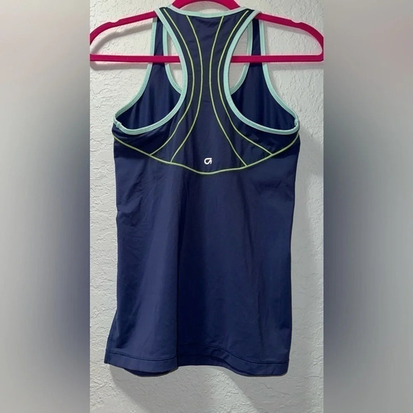 Gap Fit Women's Racerback Blue, Teal & Green Tank - Picture 4 of 7